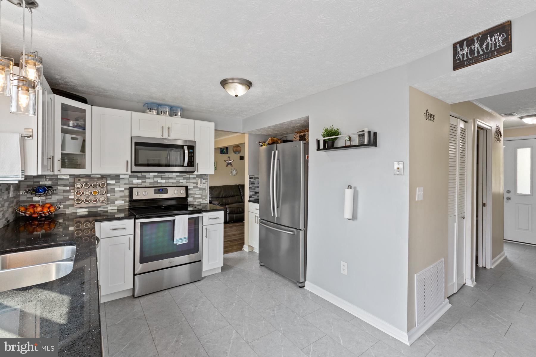 HARMANS WOODS - Residential