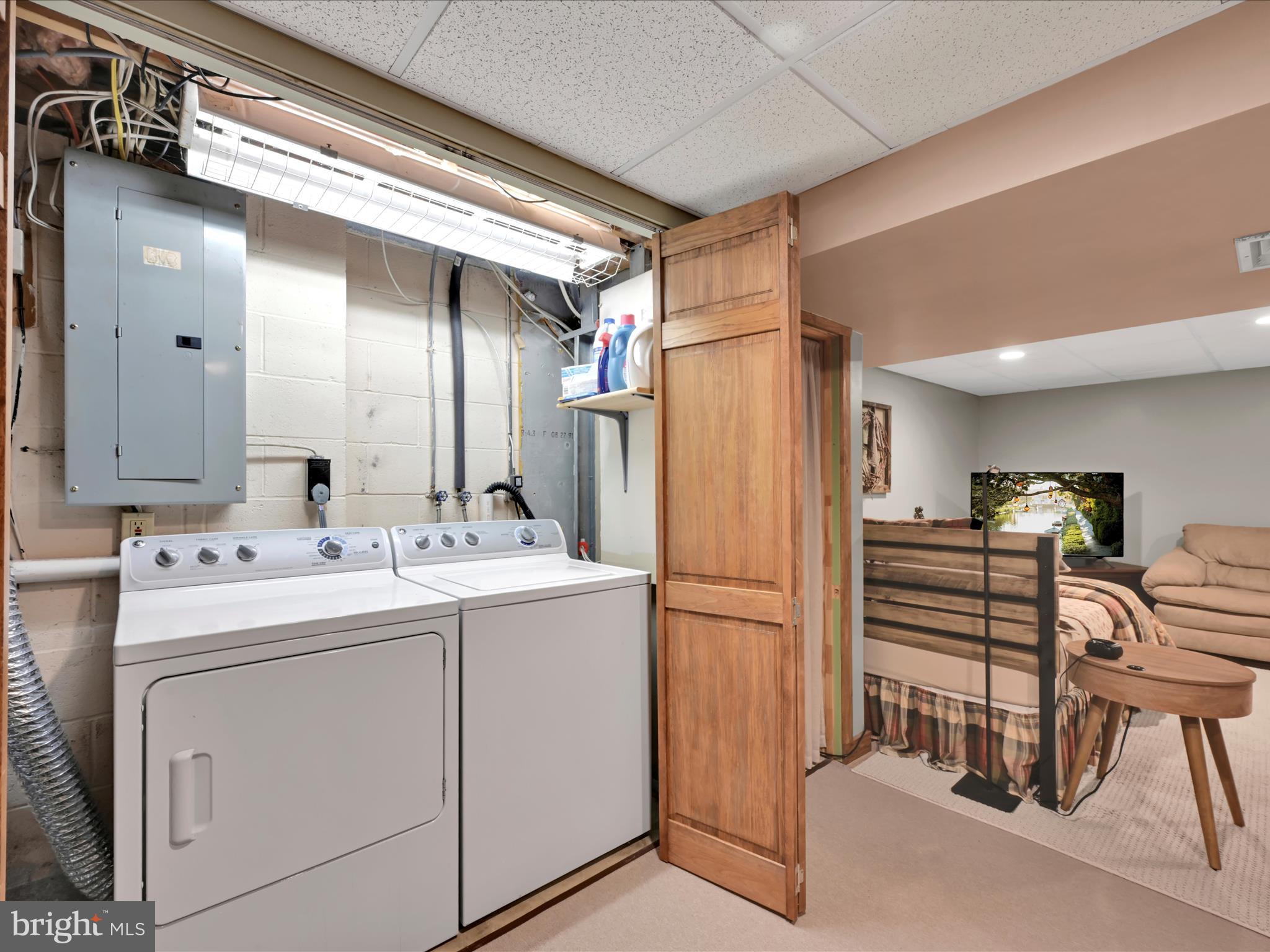 BROOKFIELD ESTATES - Residential