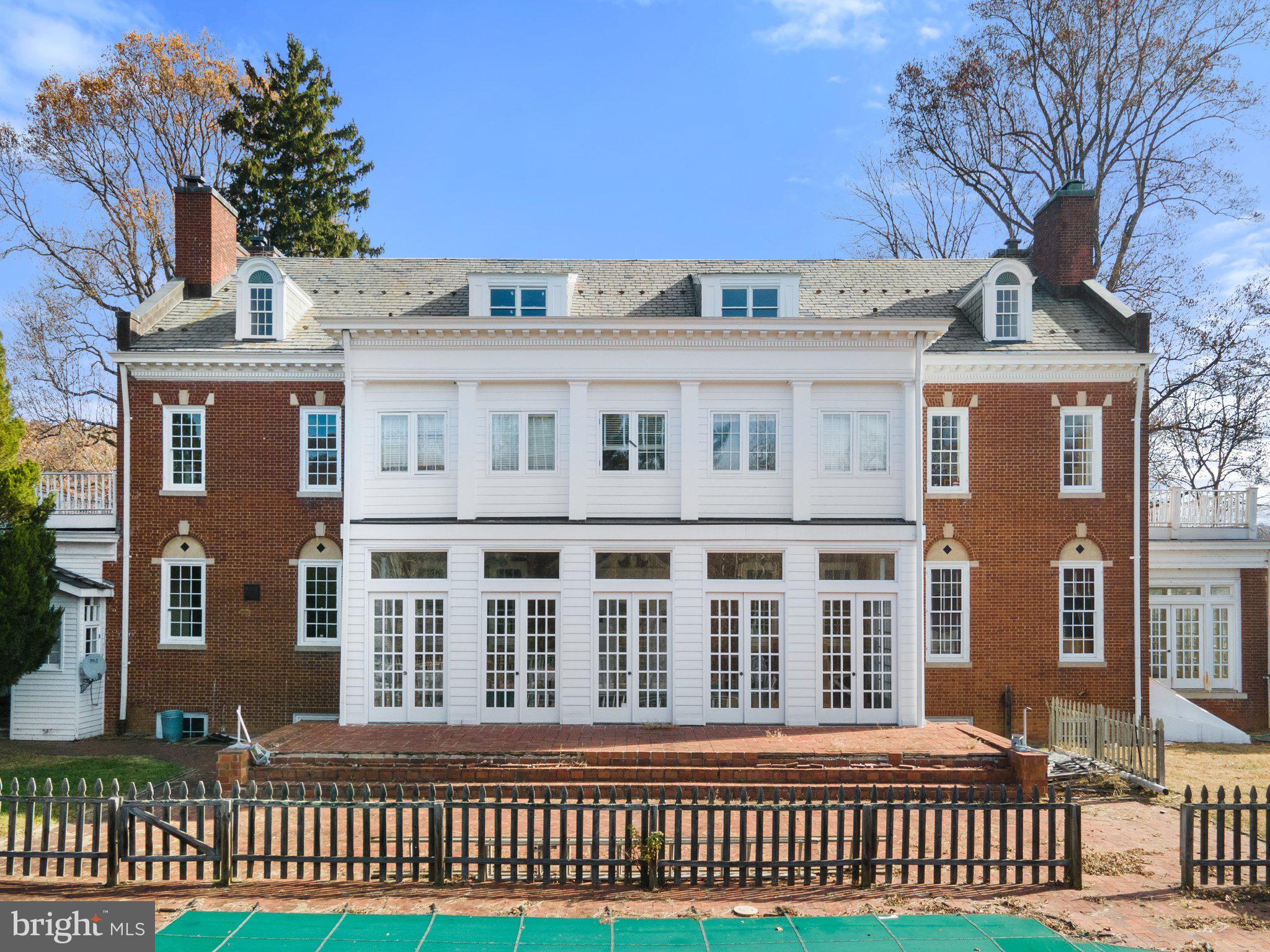 DELAPLANE MEADOWS - Residential