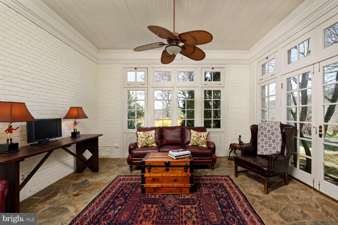 DELAPLANE MEADOWS - Residential