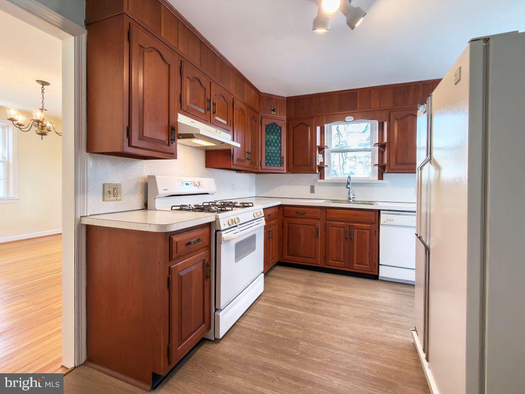 HAVERTOWN - Residential