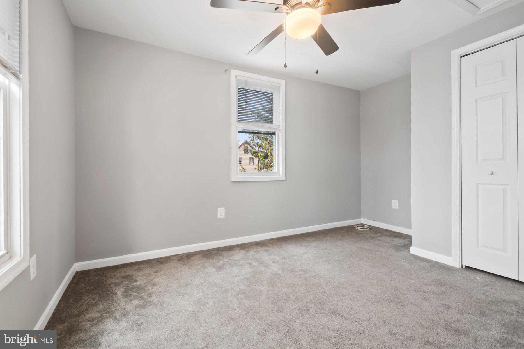 LANDSDOWNE - Residential