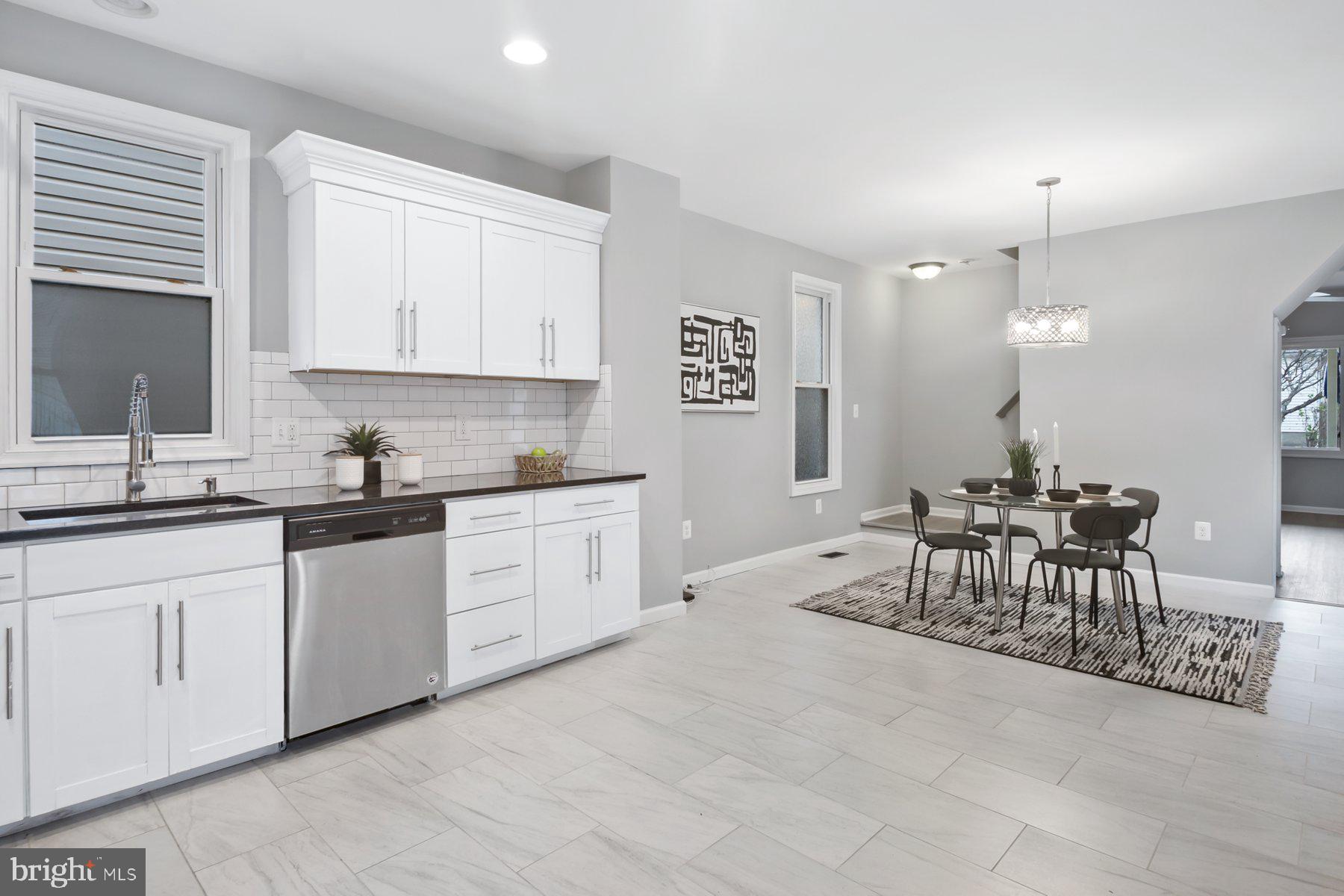 LANDSDOWNE - Residential