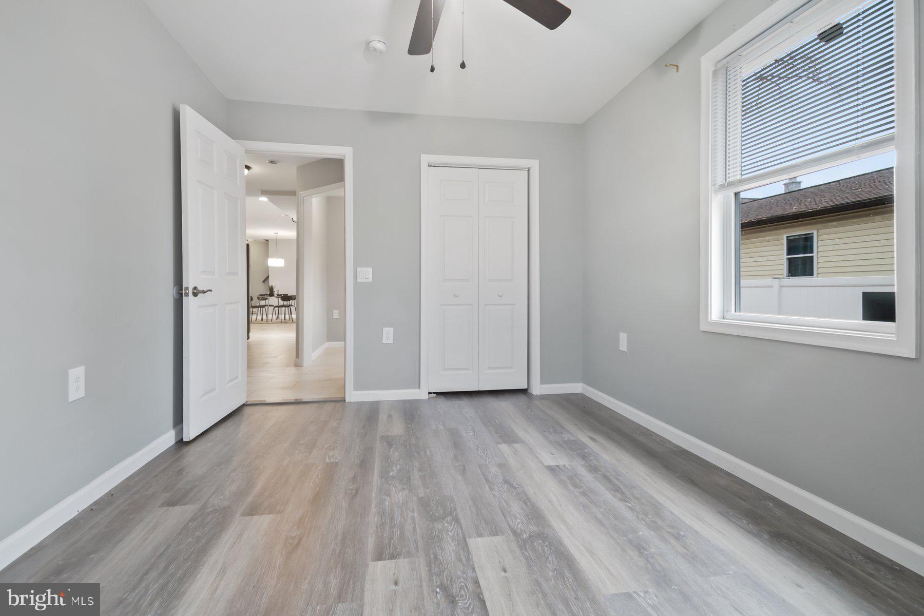 LANDSDOWNE - Residential