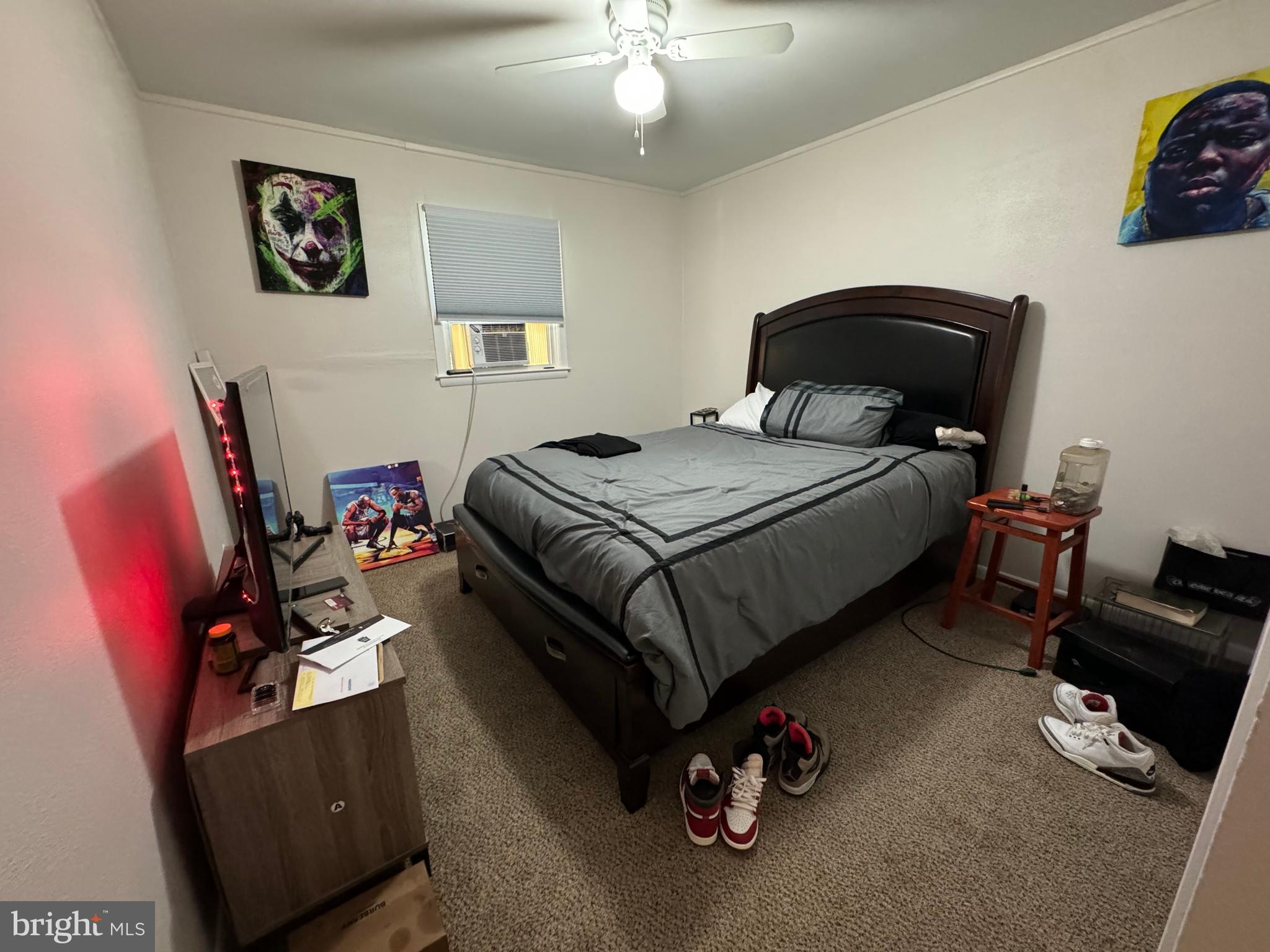 PRESIDENTIAL ARMS - Residential