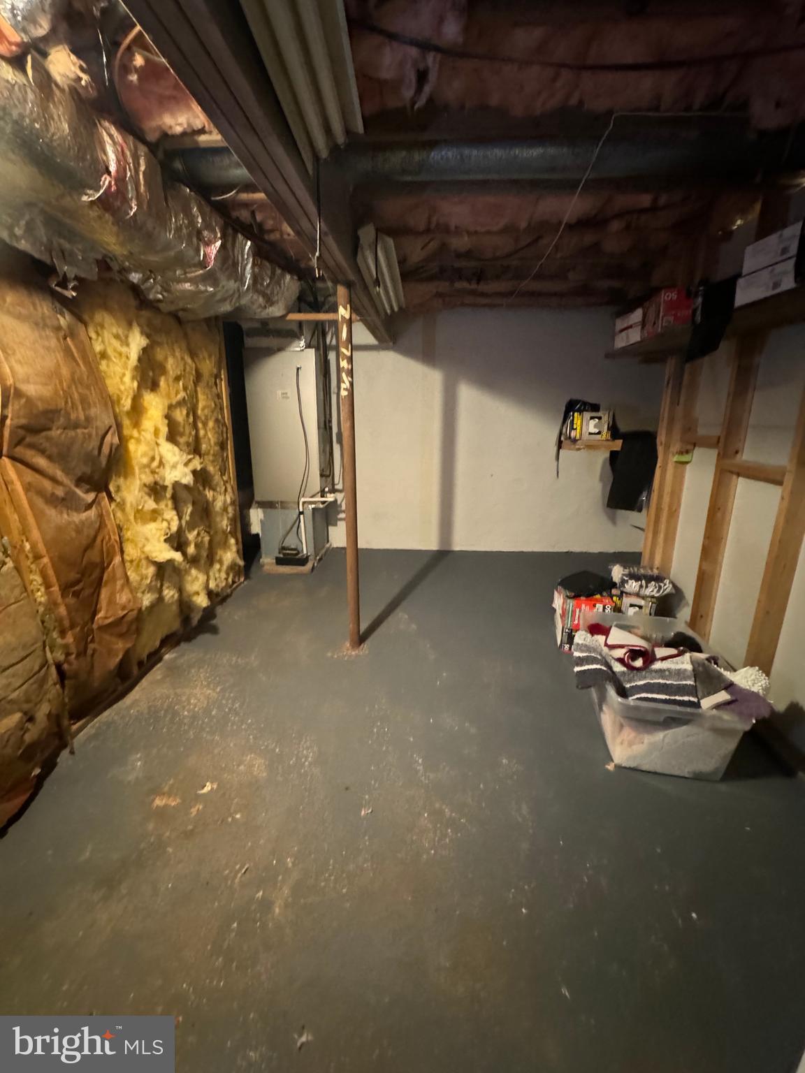 PRESIDENTIAL ARMS - Residential