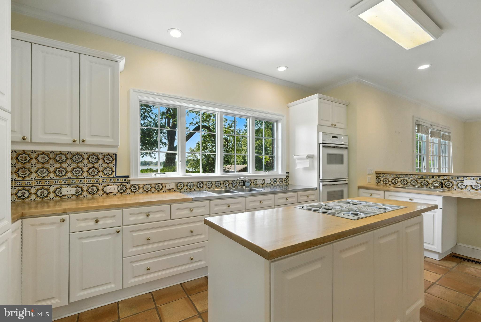 CEDAR POINT - Residential