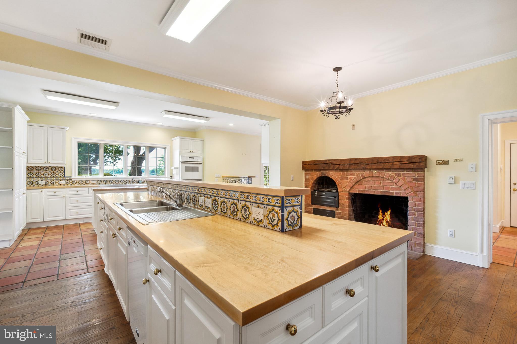 CEDAR POINT - Residential