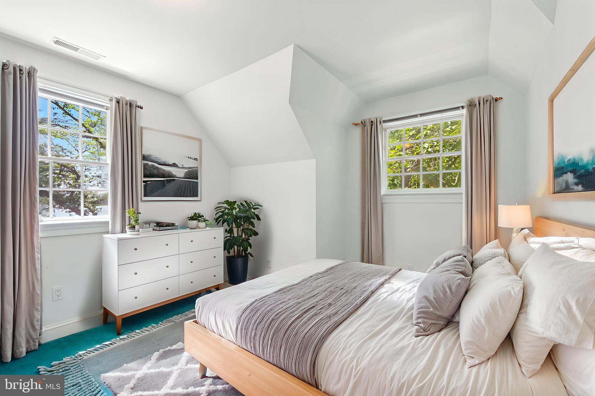 CEDAR POINT - Residential