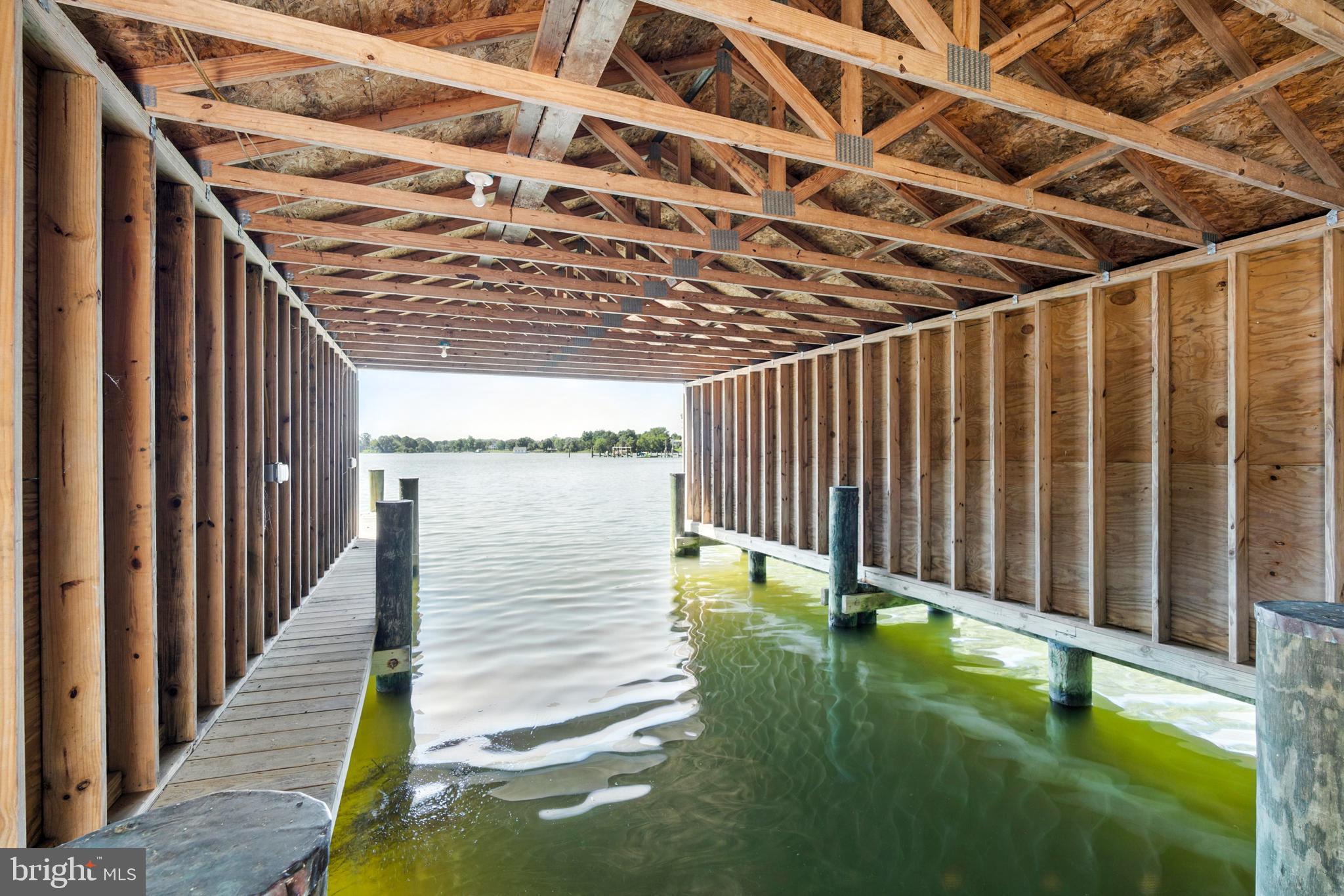 CEDAR POINT - Residential