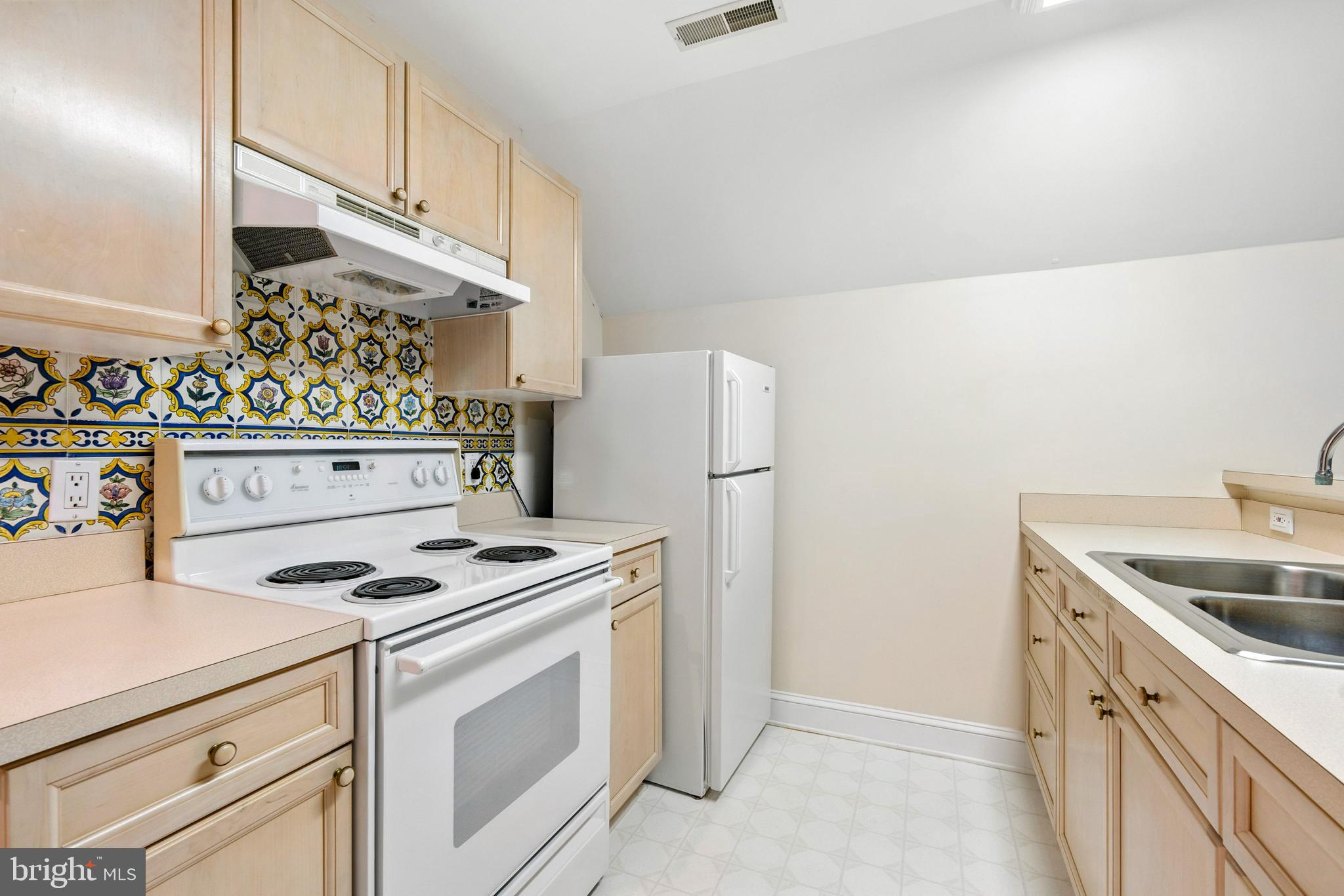 CEDAR POINT - Residential