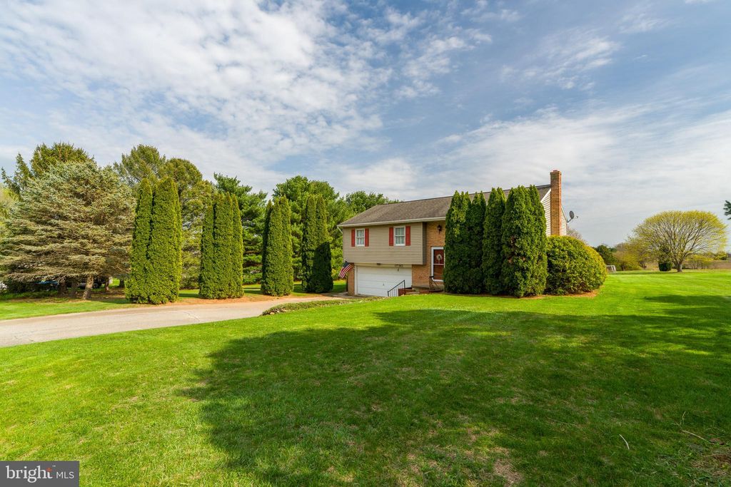 Photo of 1616 Ranck Avenue, DRUMORE, PA 17518 (MLS # PALA2067034)