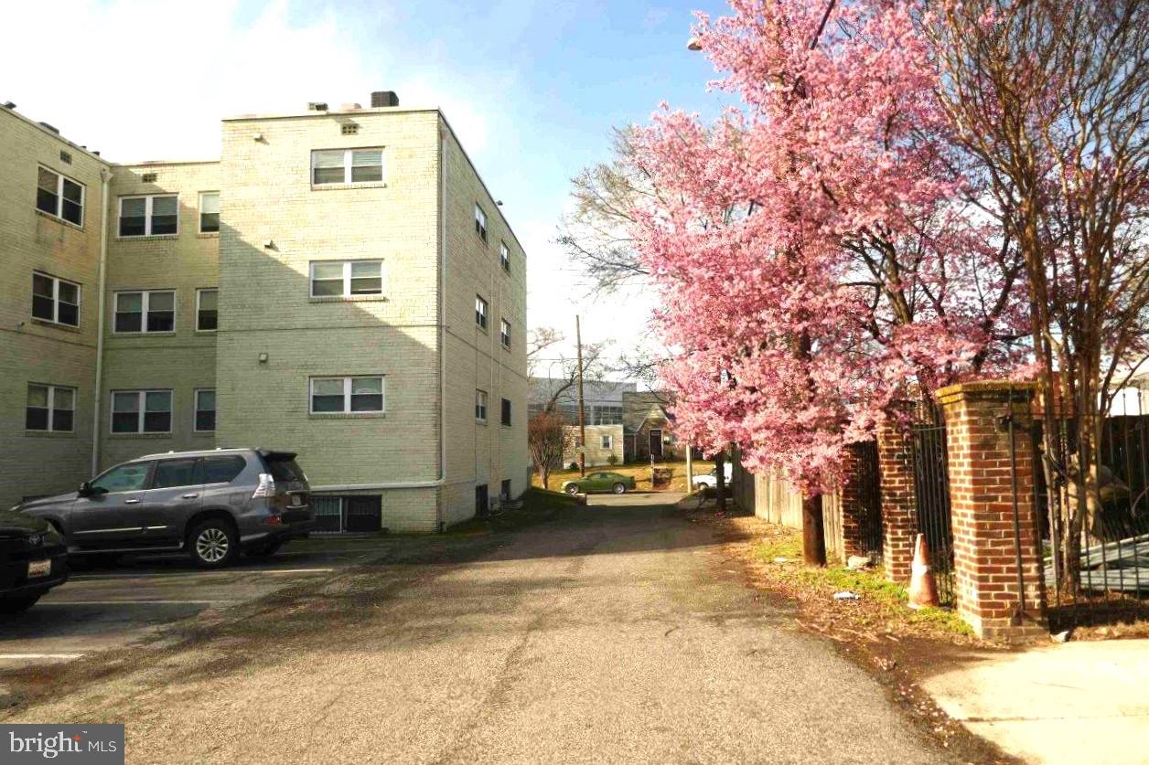 4810 QUARLES STREET NE 103