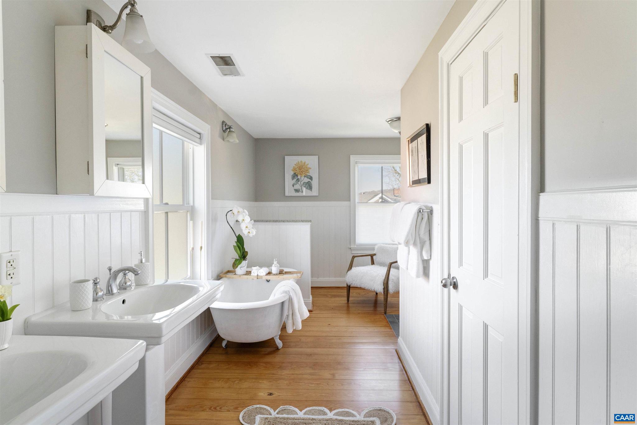 BELMONT - Residential