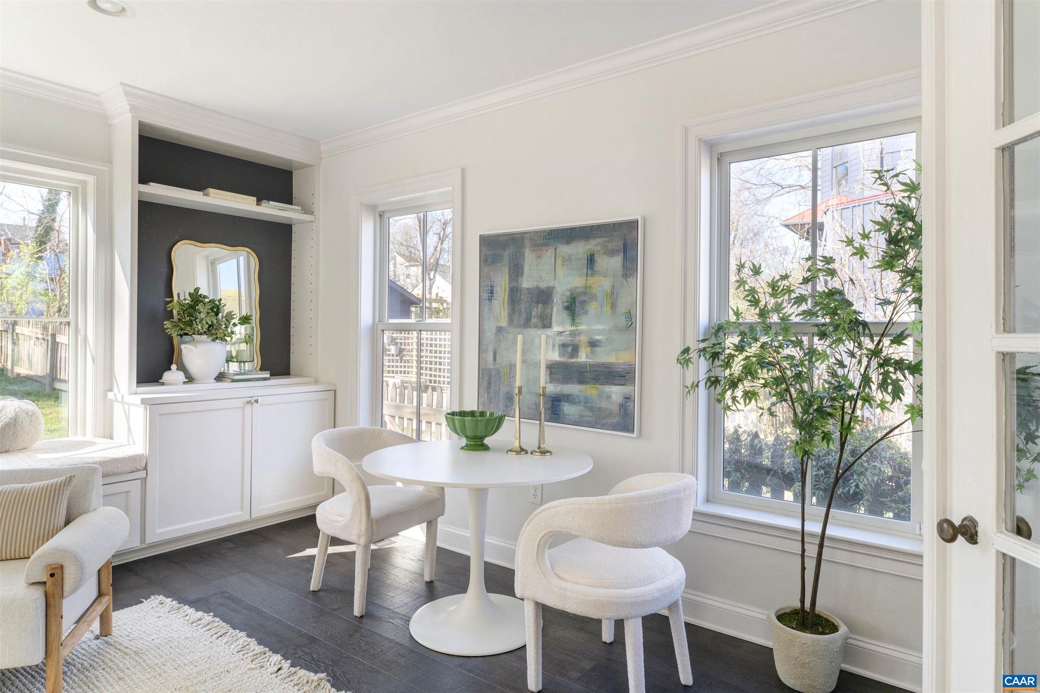 BELMONT - Residential