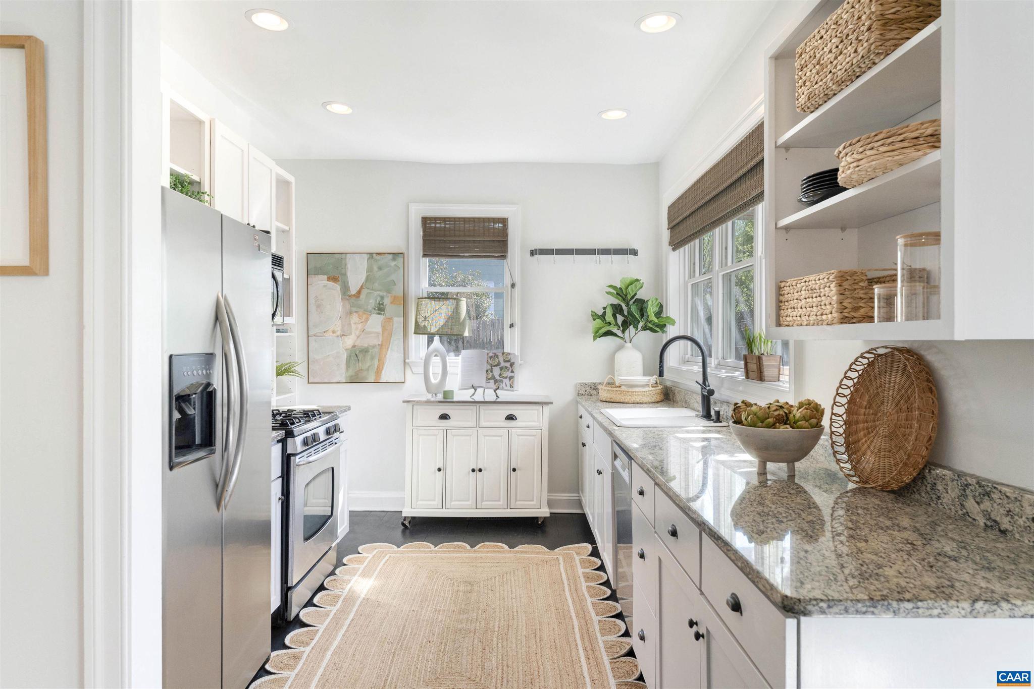 BELMONT - Residential