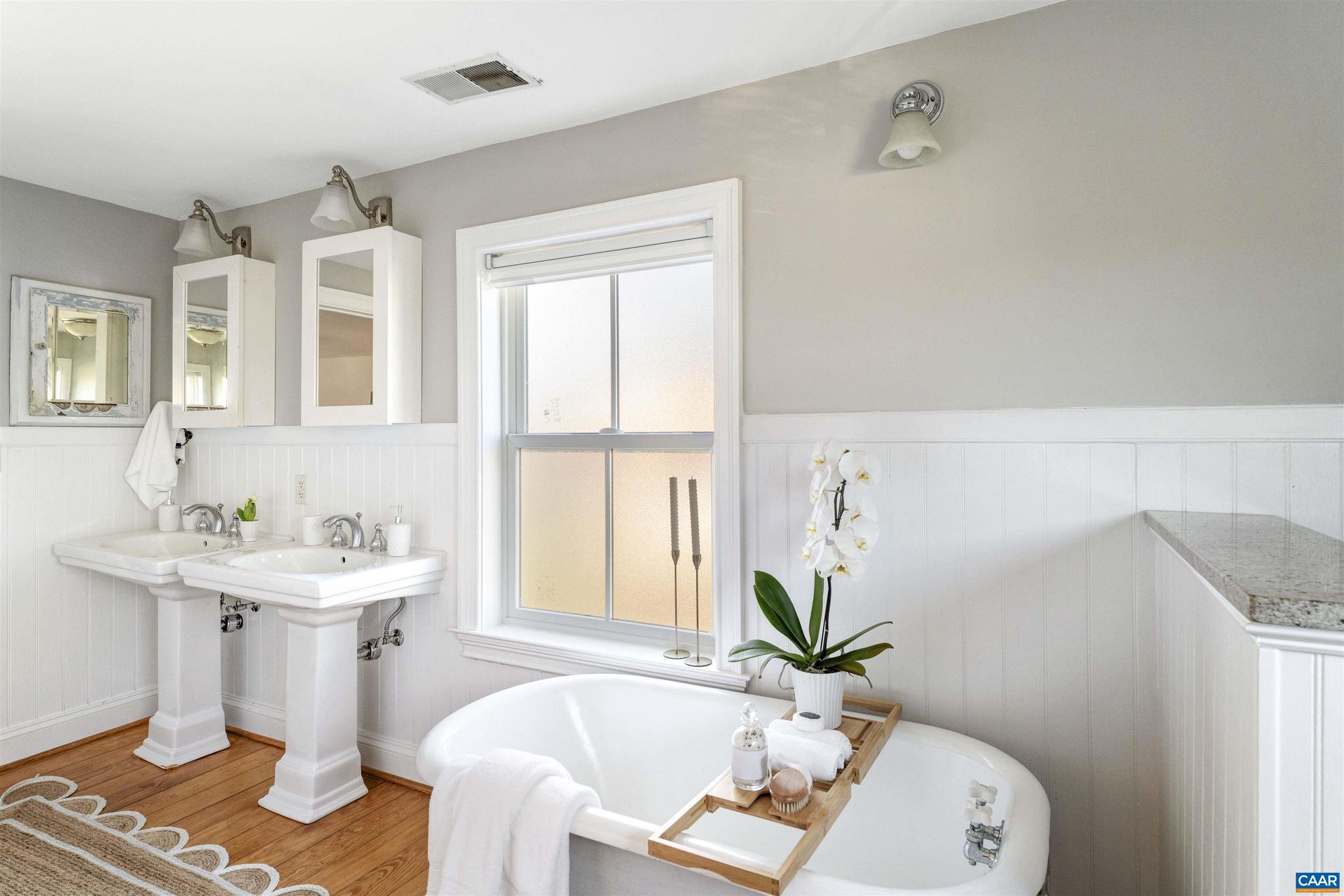 BELMONT - Residential