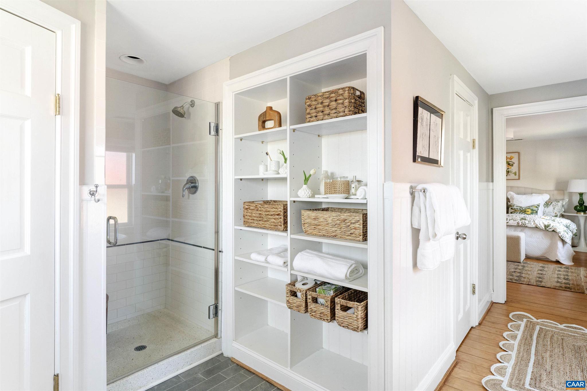 BELMONT - Residential