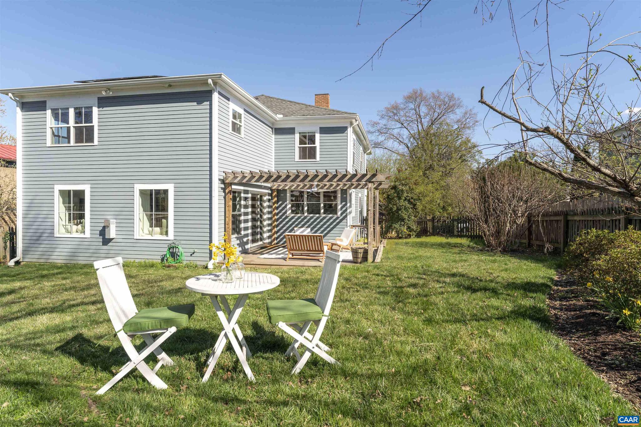 BELMONT - Residential