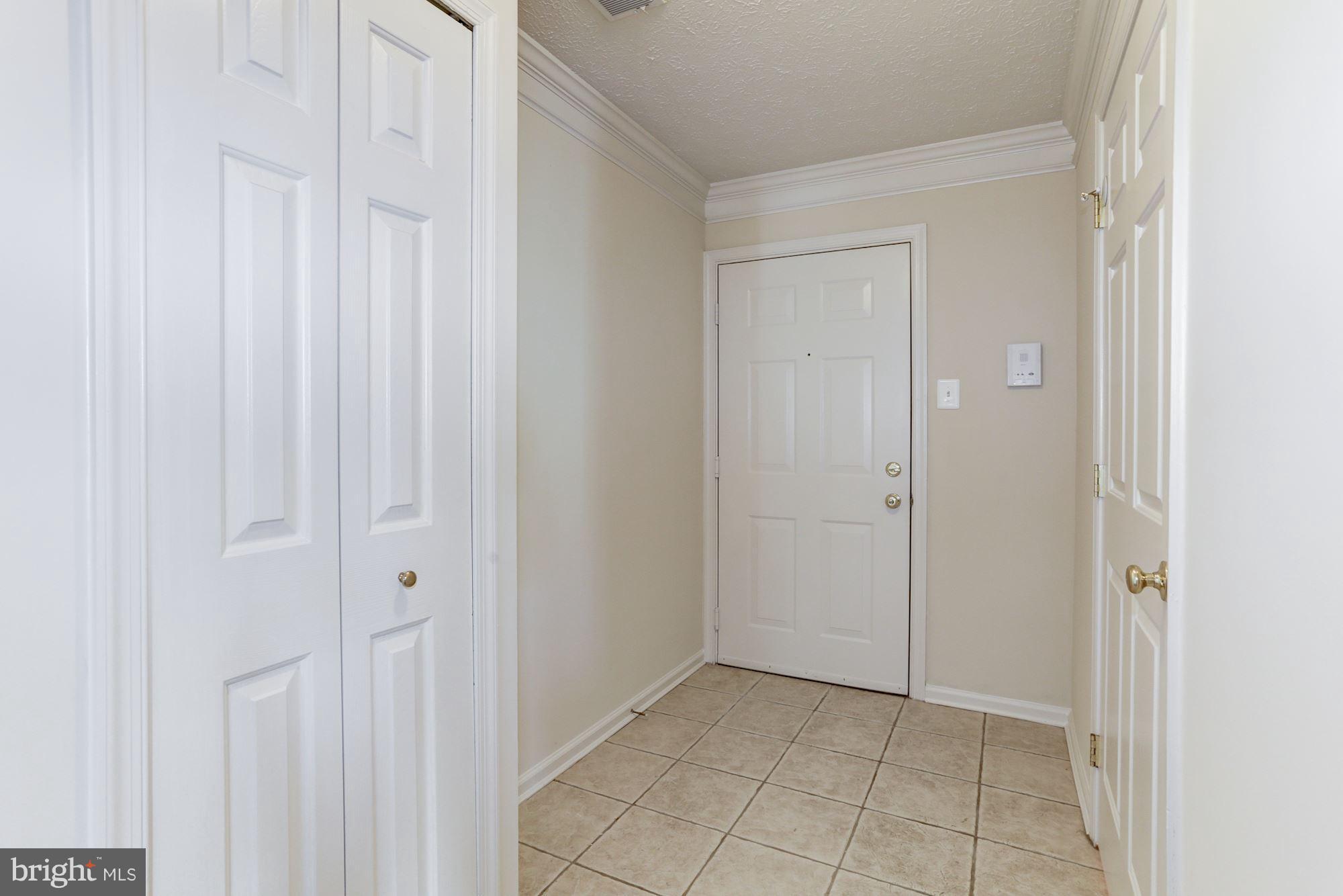 OWINGS MILLS NEWTOWN - Residential Lease