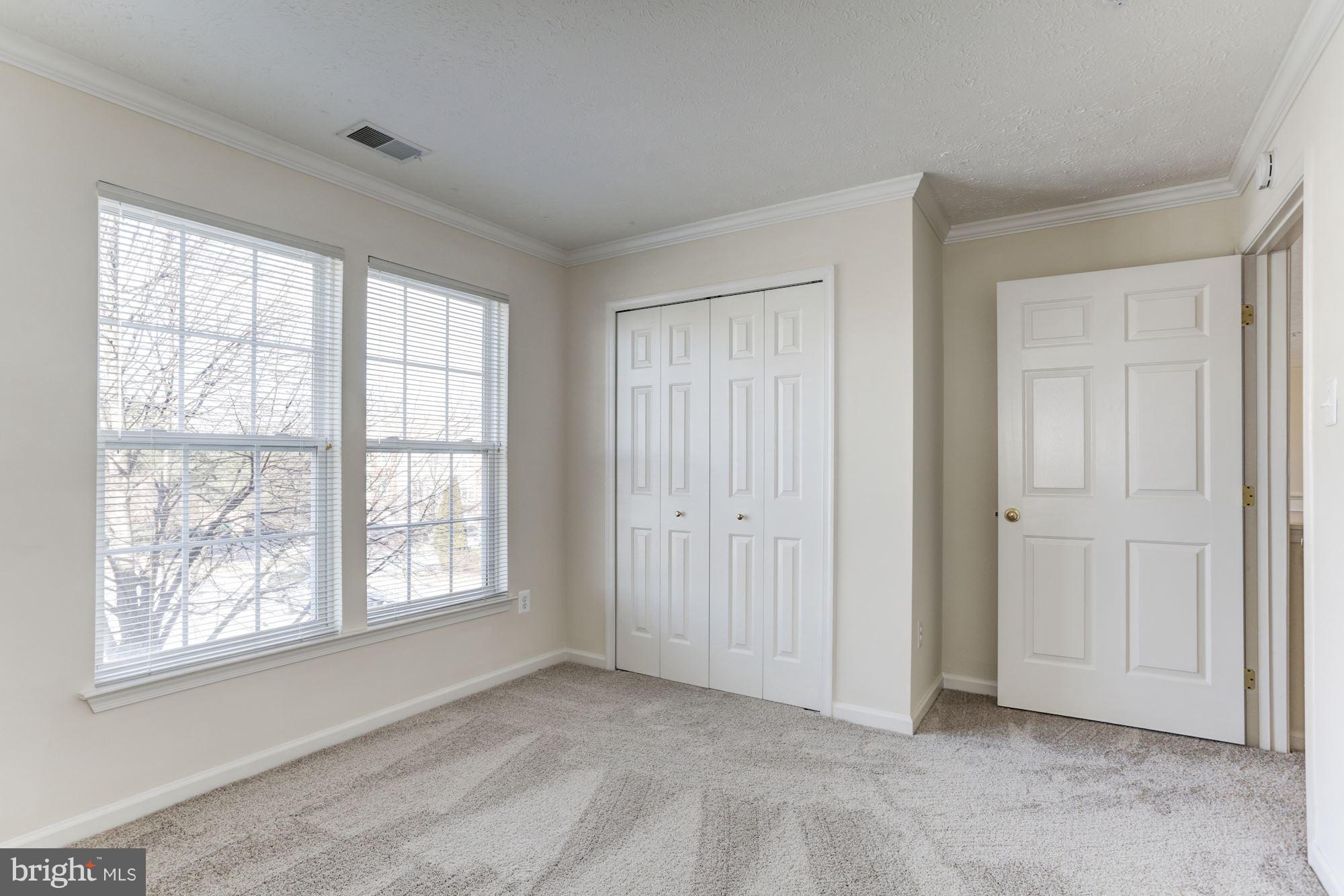 OWINGS MILLS NEWTOWN - Residential Lease