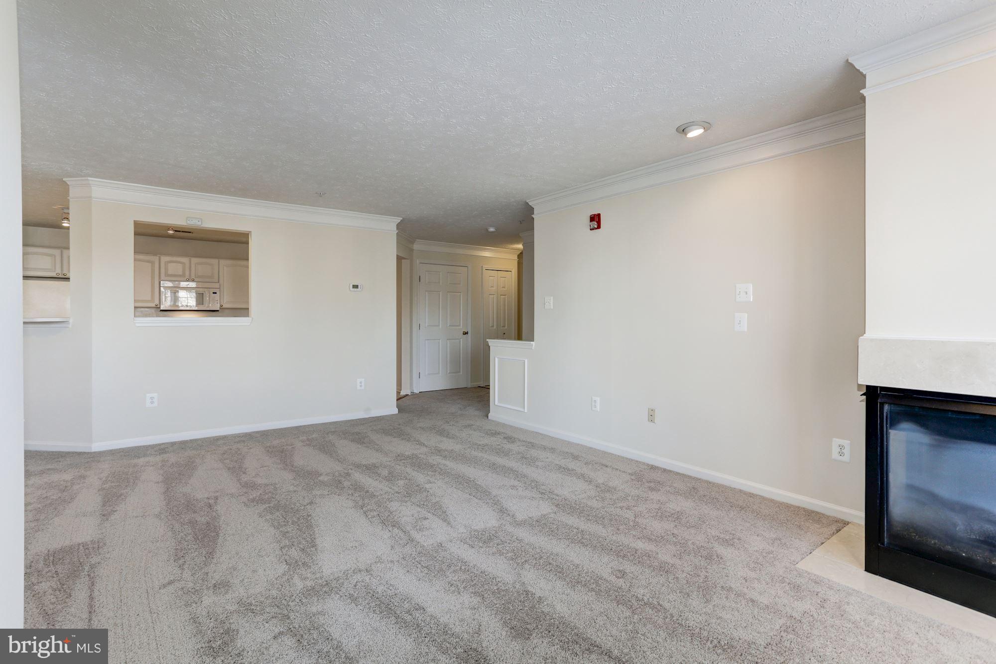 OWINGS MILLS NEWTOWN - Residential Lease