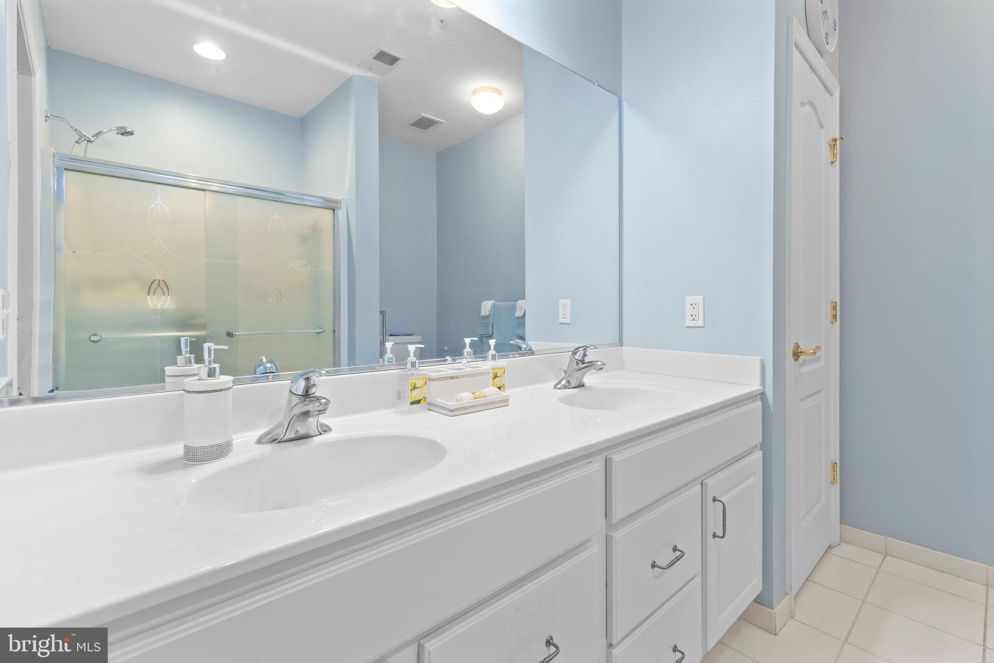 FOREST VIEW - Residential