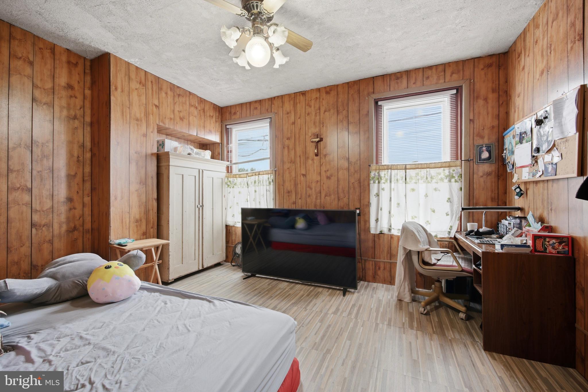 PORT RICHMOND - Residential