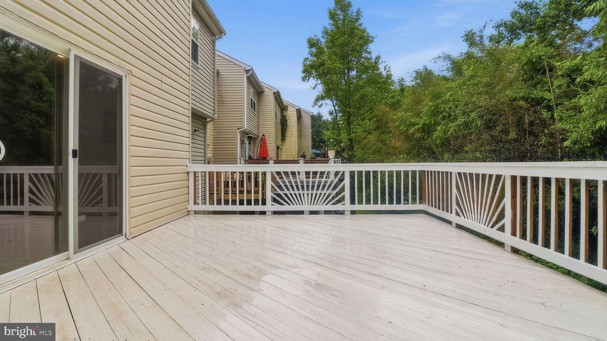 VILLAGE OF LONG REACH - Residential