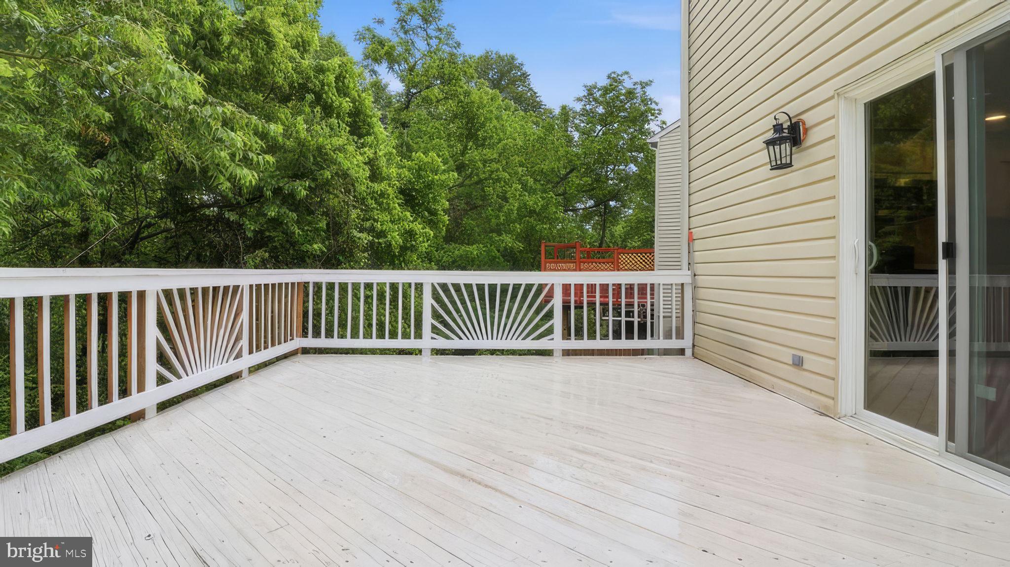 VILLAGE OF LONG REACH - Residential