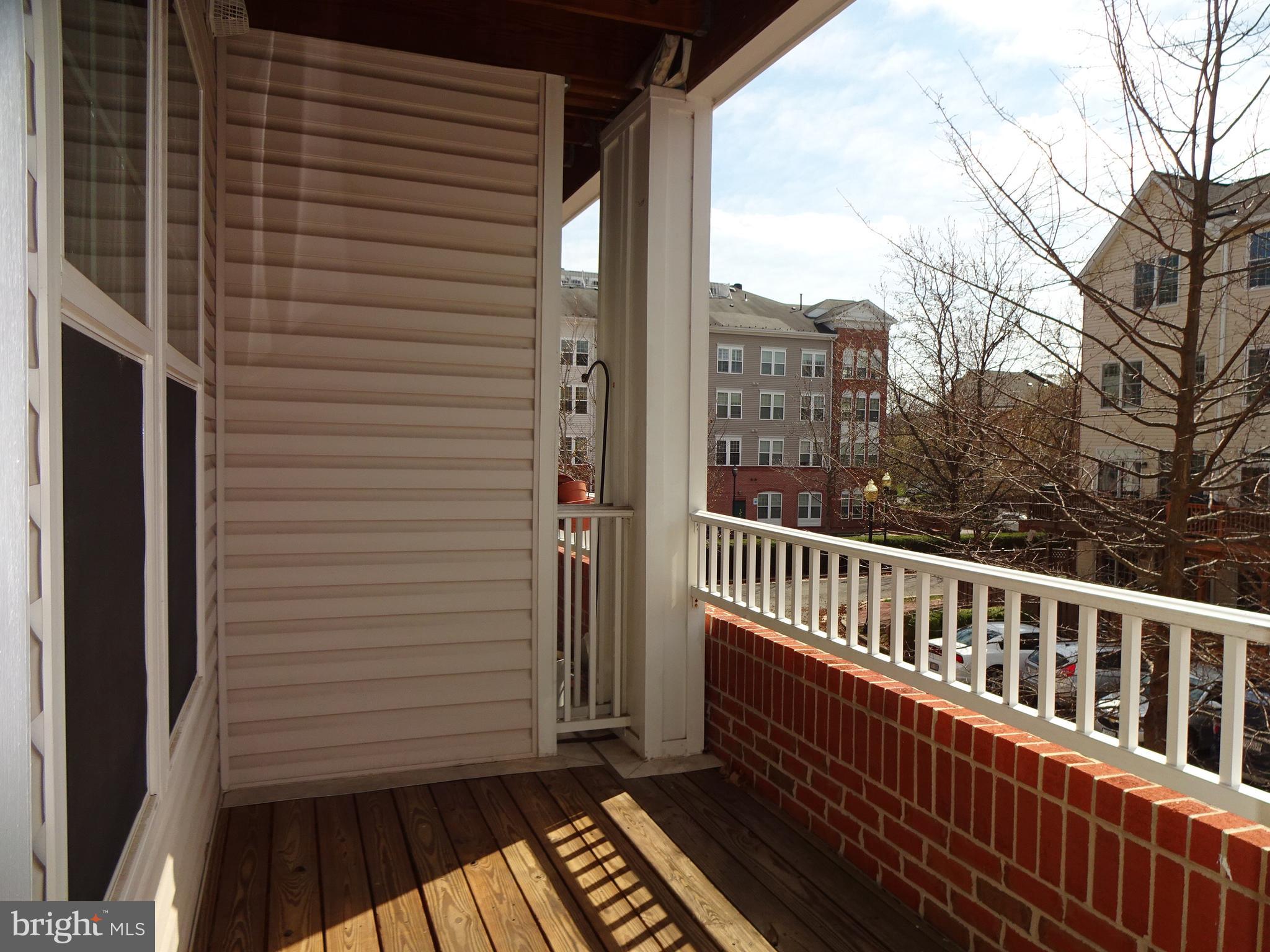 MAIN STREET - Residential Lease