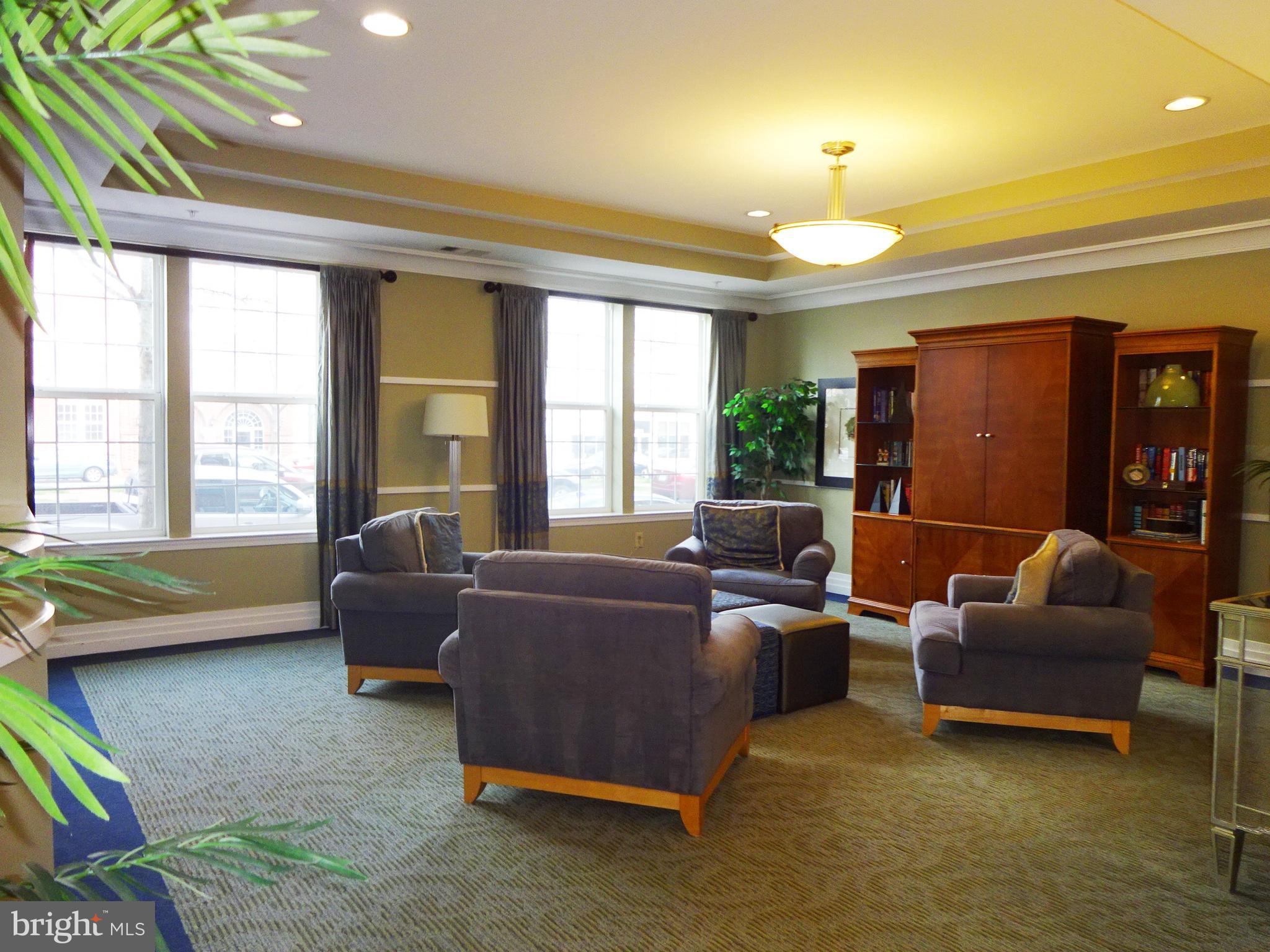 MAIN STREET - Residential Lease
