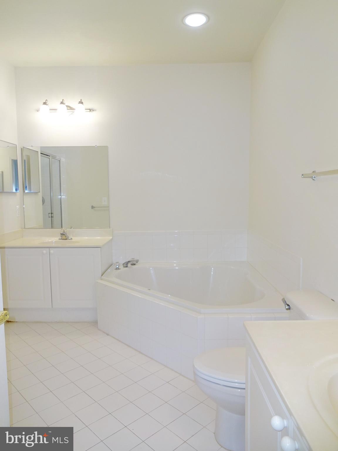 MAIN STREET - Residential Lease