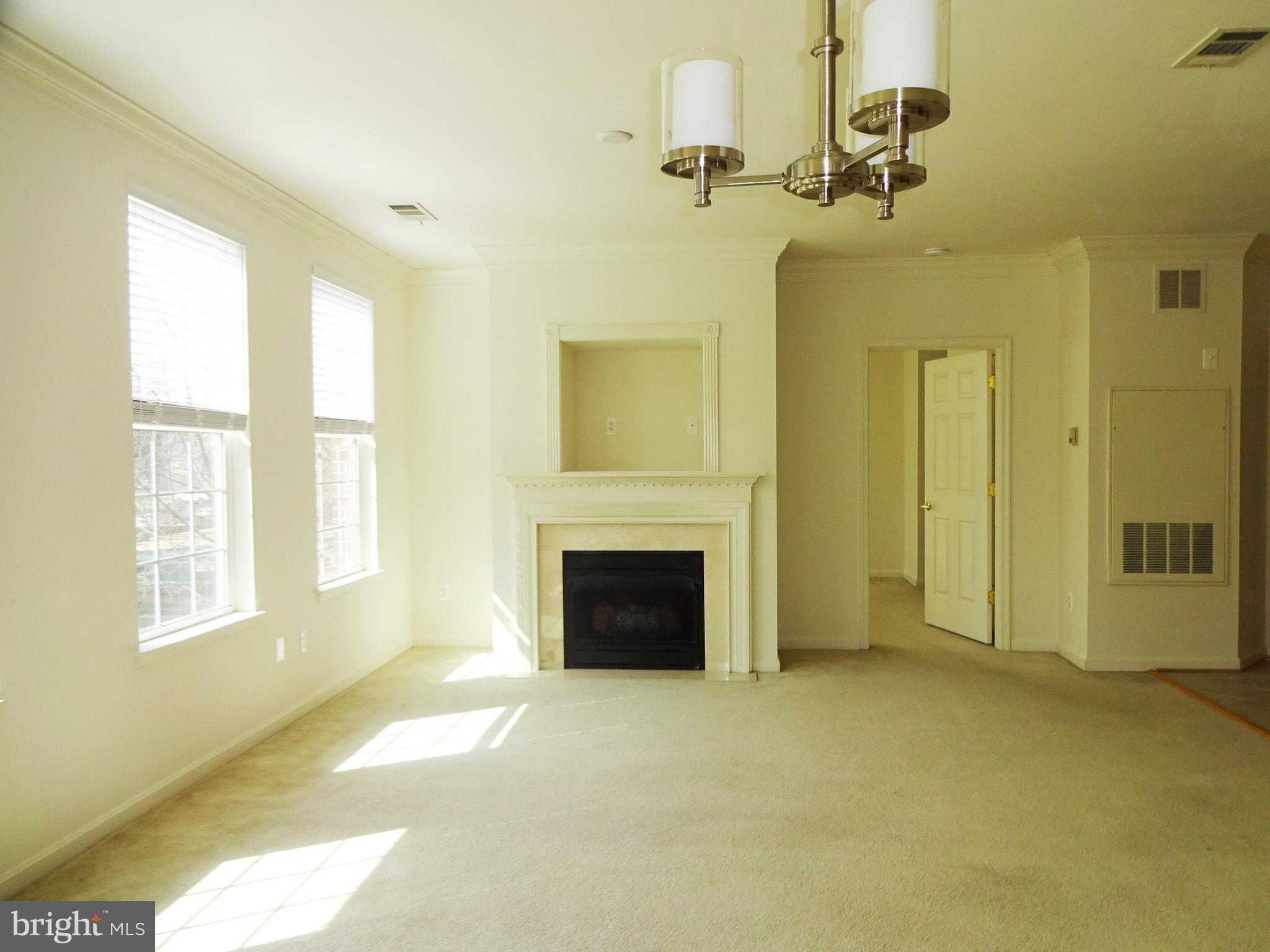 MAIN STREET - Residential Lease
