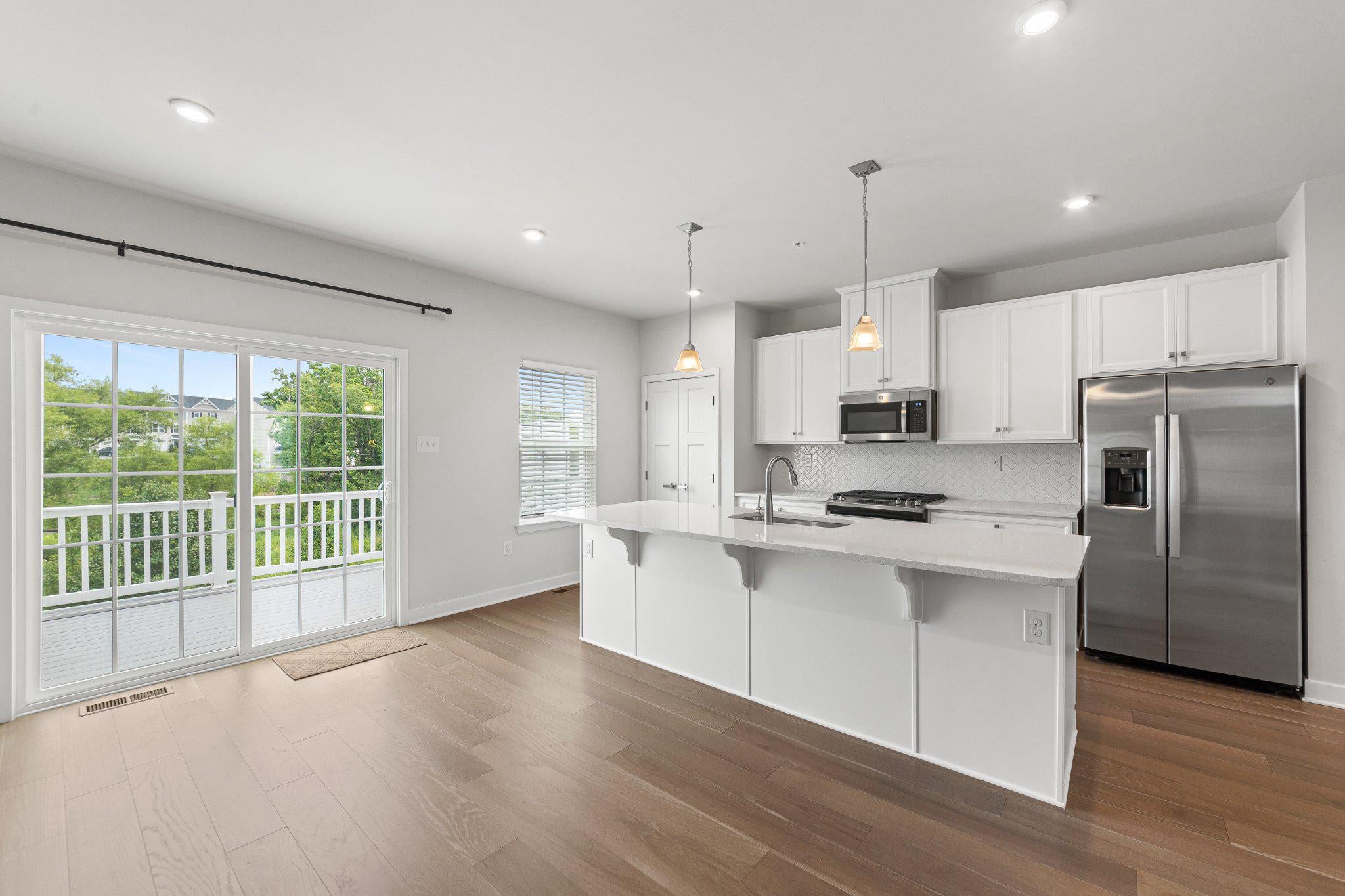 82 HUNTERS DRIVE