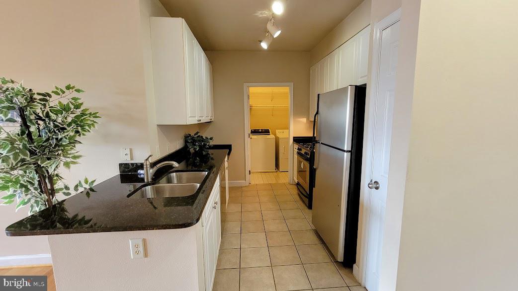 501 HUNGERFORD DRIVE 207