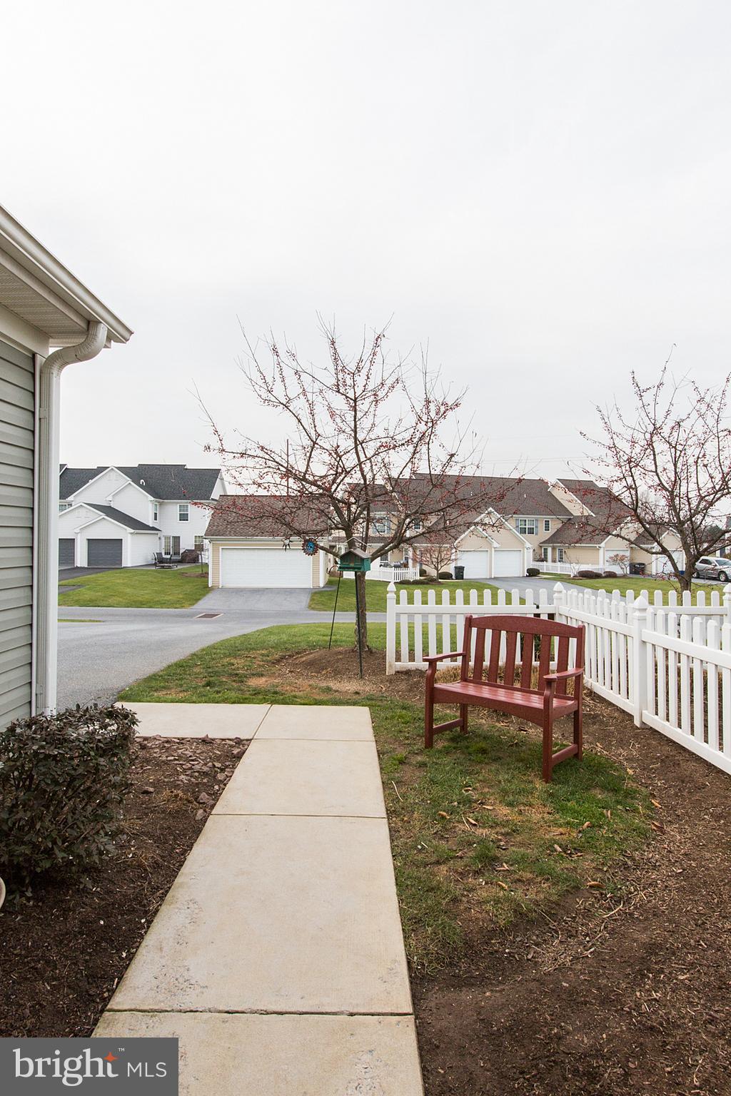 KISSEL HILL COMMONS - Residential