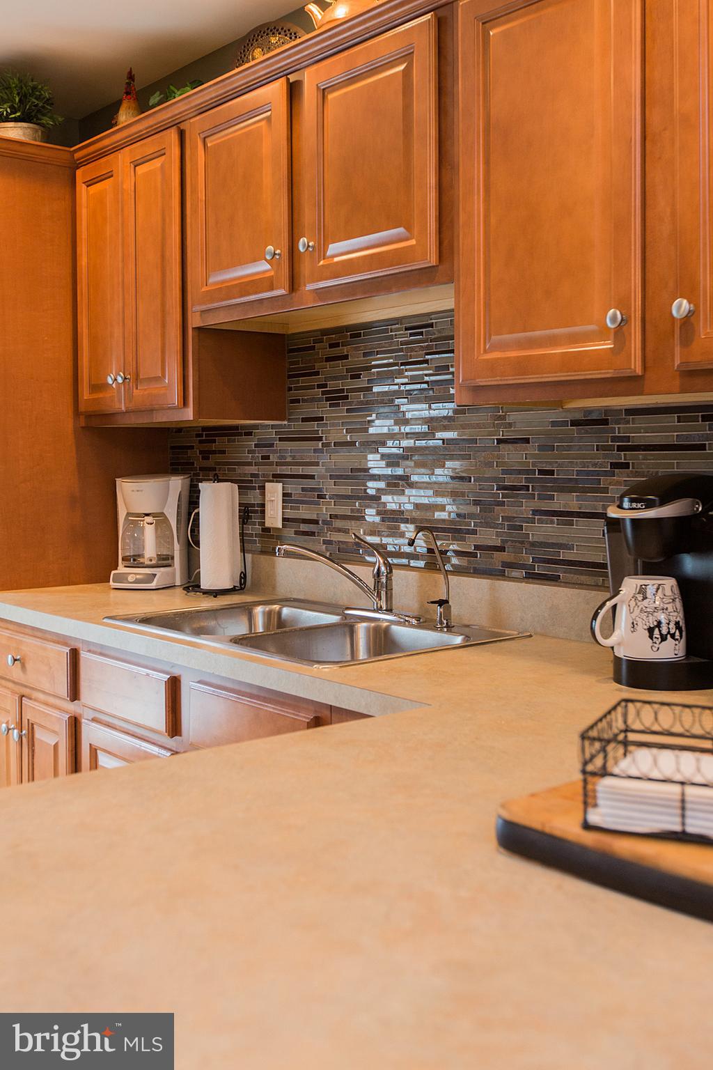 KISSEL HILL COMMONS - Residential