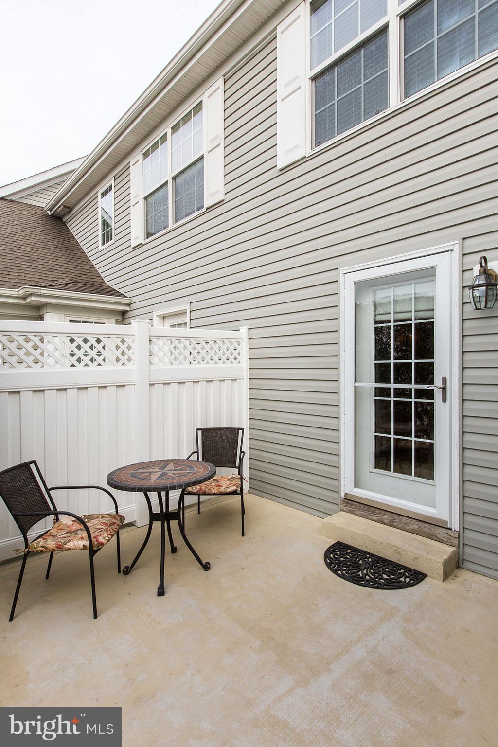 KISSEL HILL COMMONS - Residential