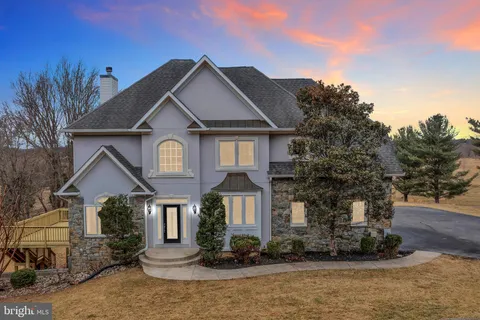23900 Hawkins Creamery Court, Gaithersburg, MD MLS: MDMC2177612