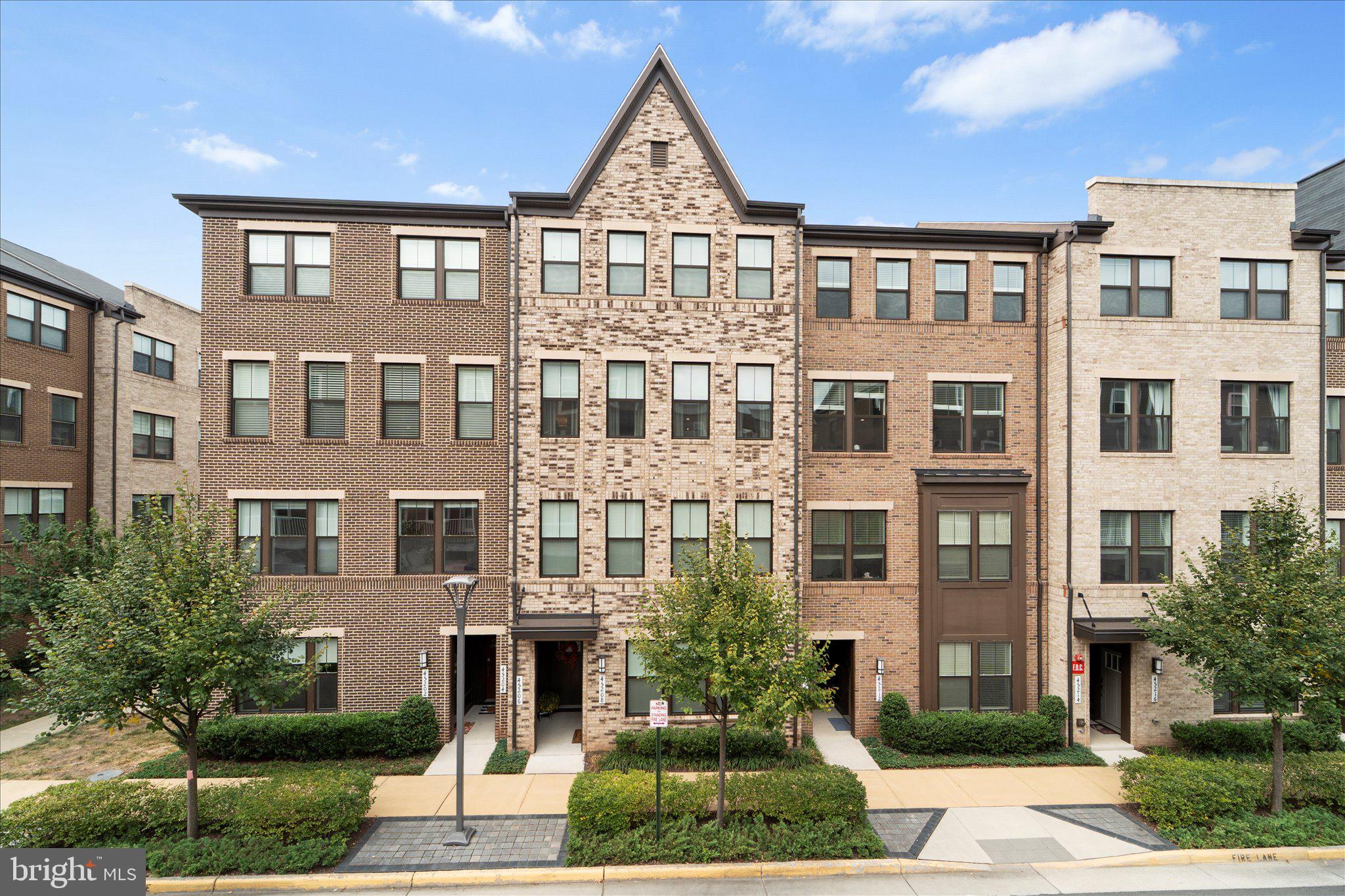 45206 LETTERMORE SQUARE