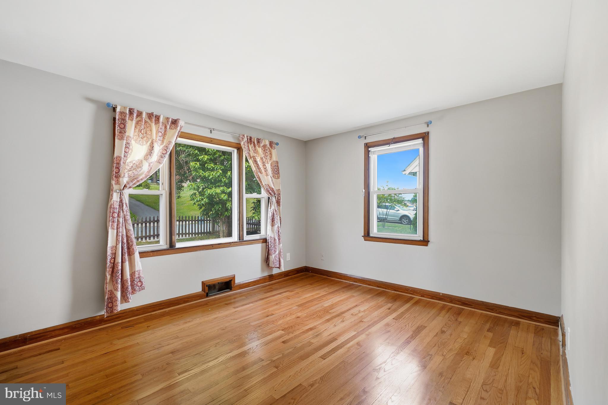 5559 GAYLAND ROAD