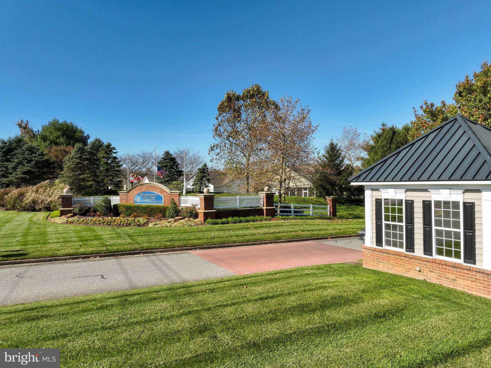 SYMPHONY VILLAGE AT CENTREVILLE - Residential