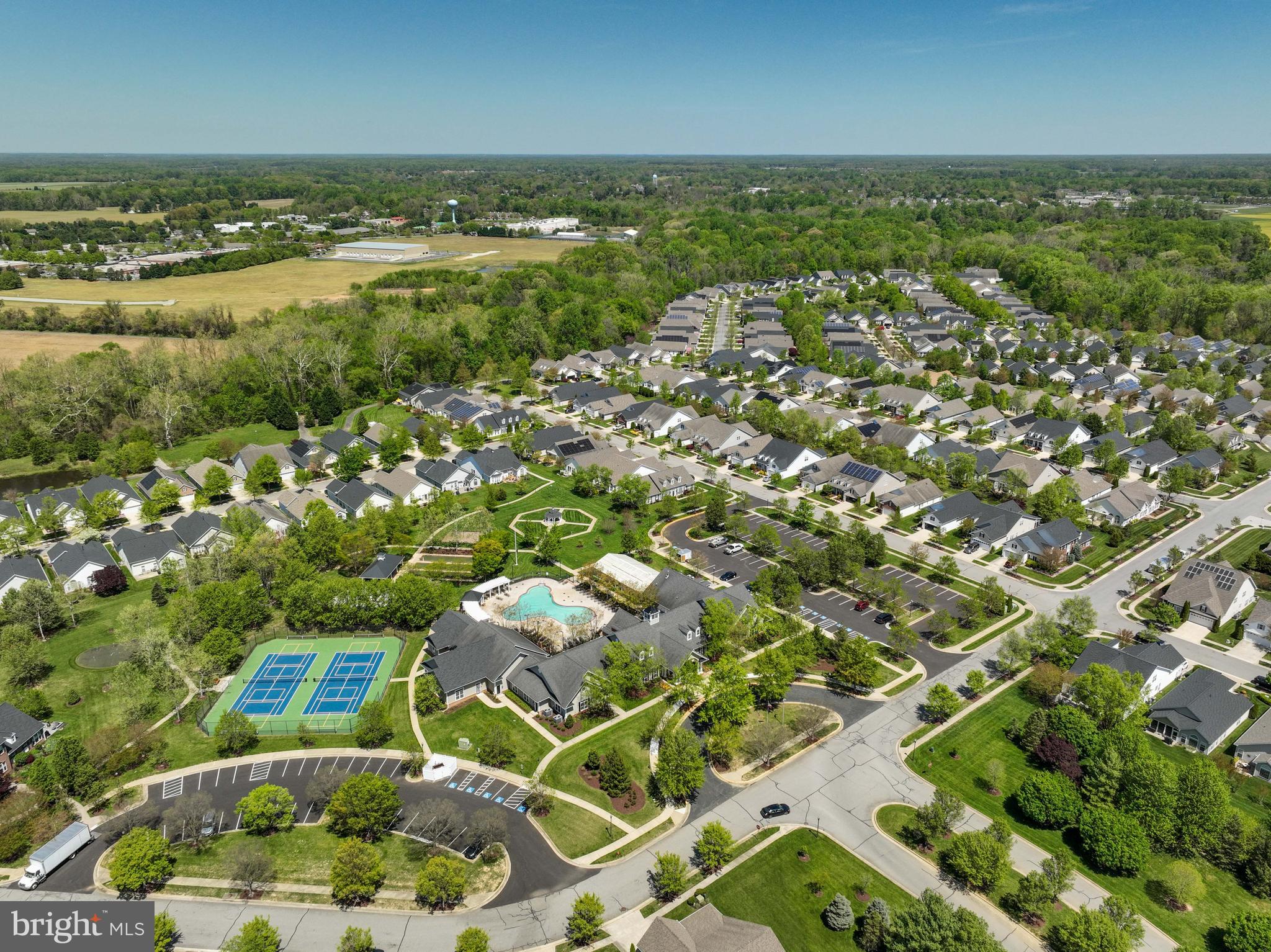 SYMPHONY VILLAGE AT CENTREVILLE - Residential