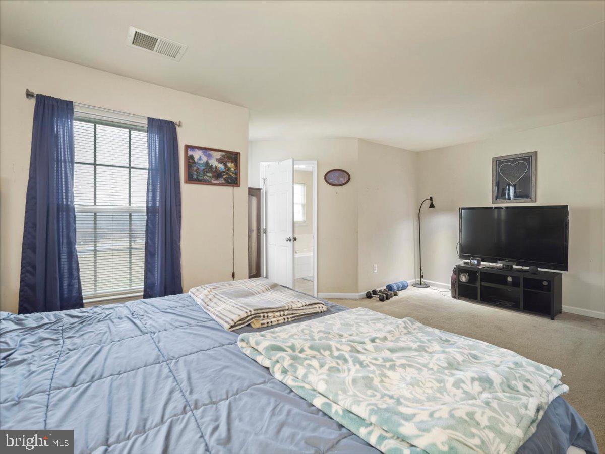 ANTIETAM COMMONS - Residential