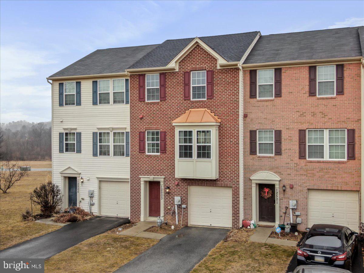 ANTIETAM COMMONS - Residential