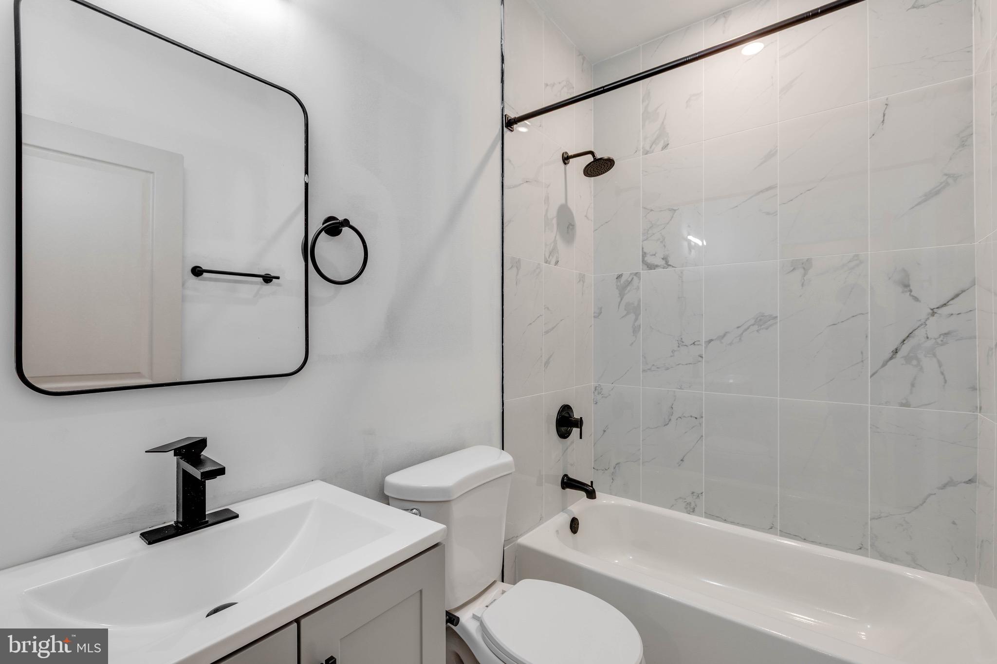 MANTUA - Residential Lease