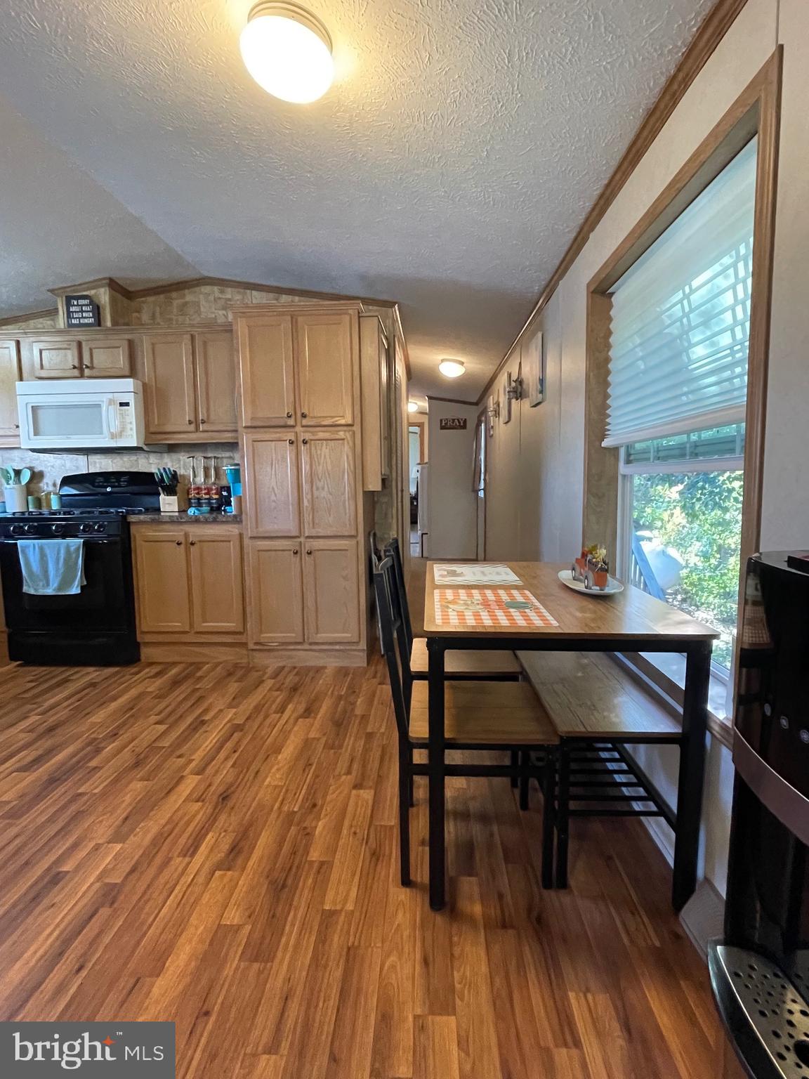 SCHOENECK - Residential