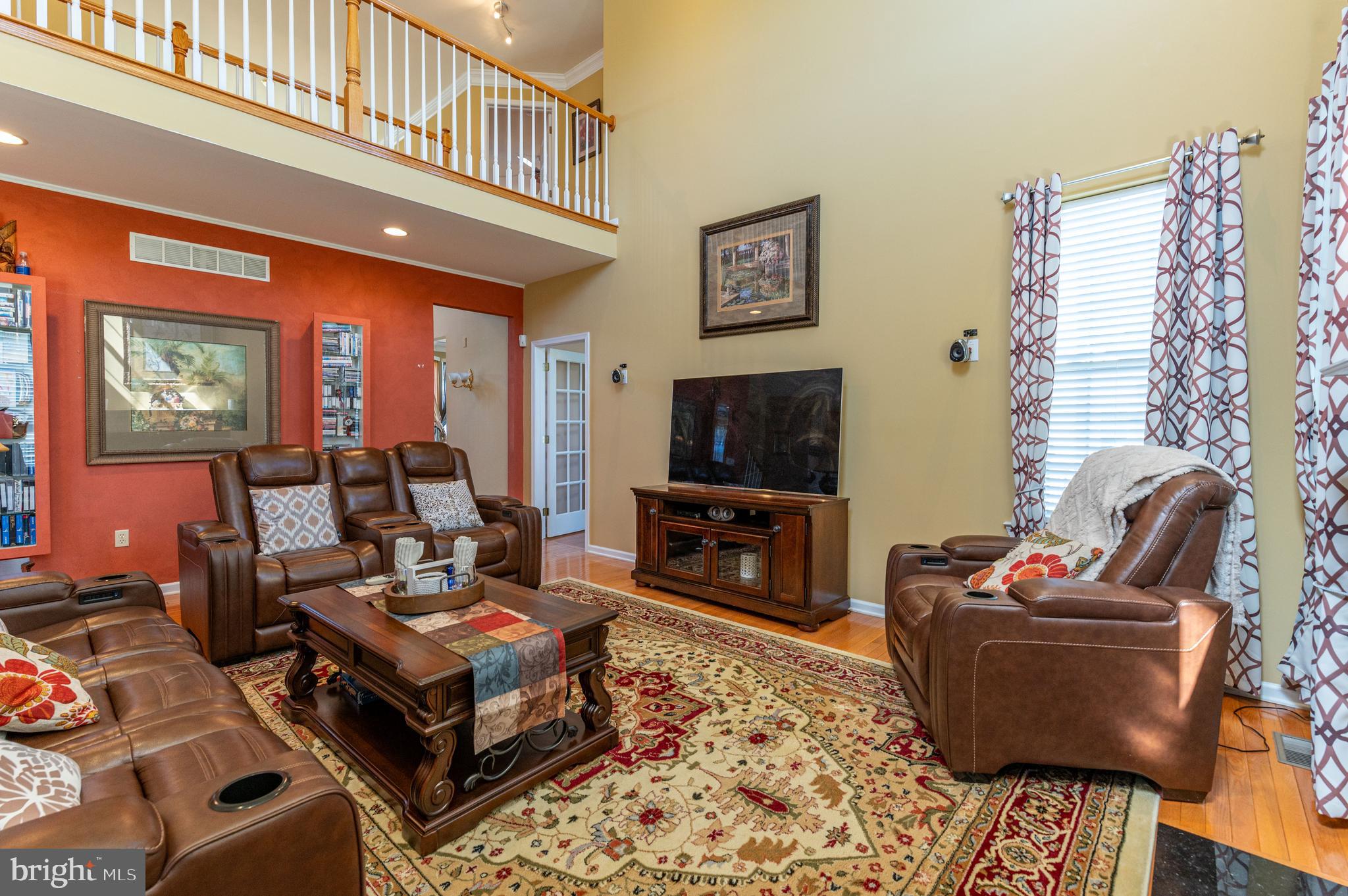 LAFAYETTE MEADOWS - Residential