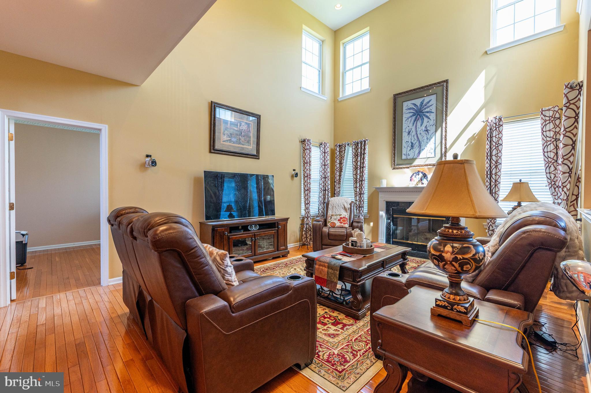 LAFAYETTE MEADOWS - Residential